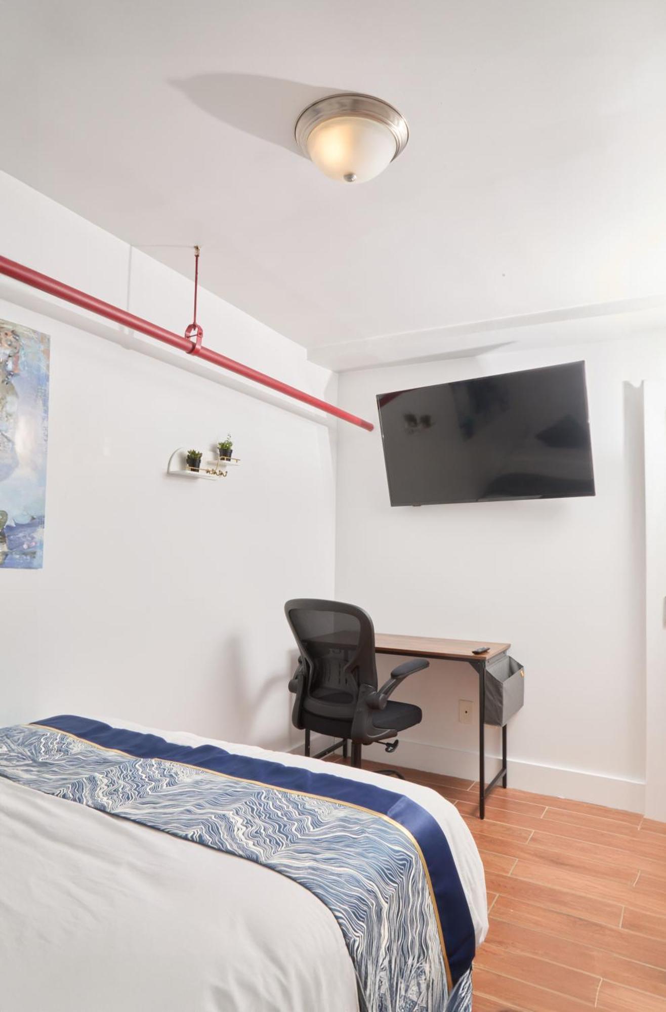 Comfy Guest House In Hell'S Kitchen New York Exterior photo